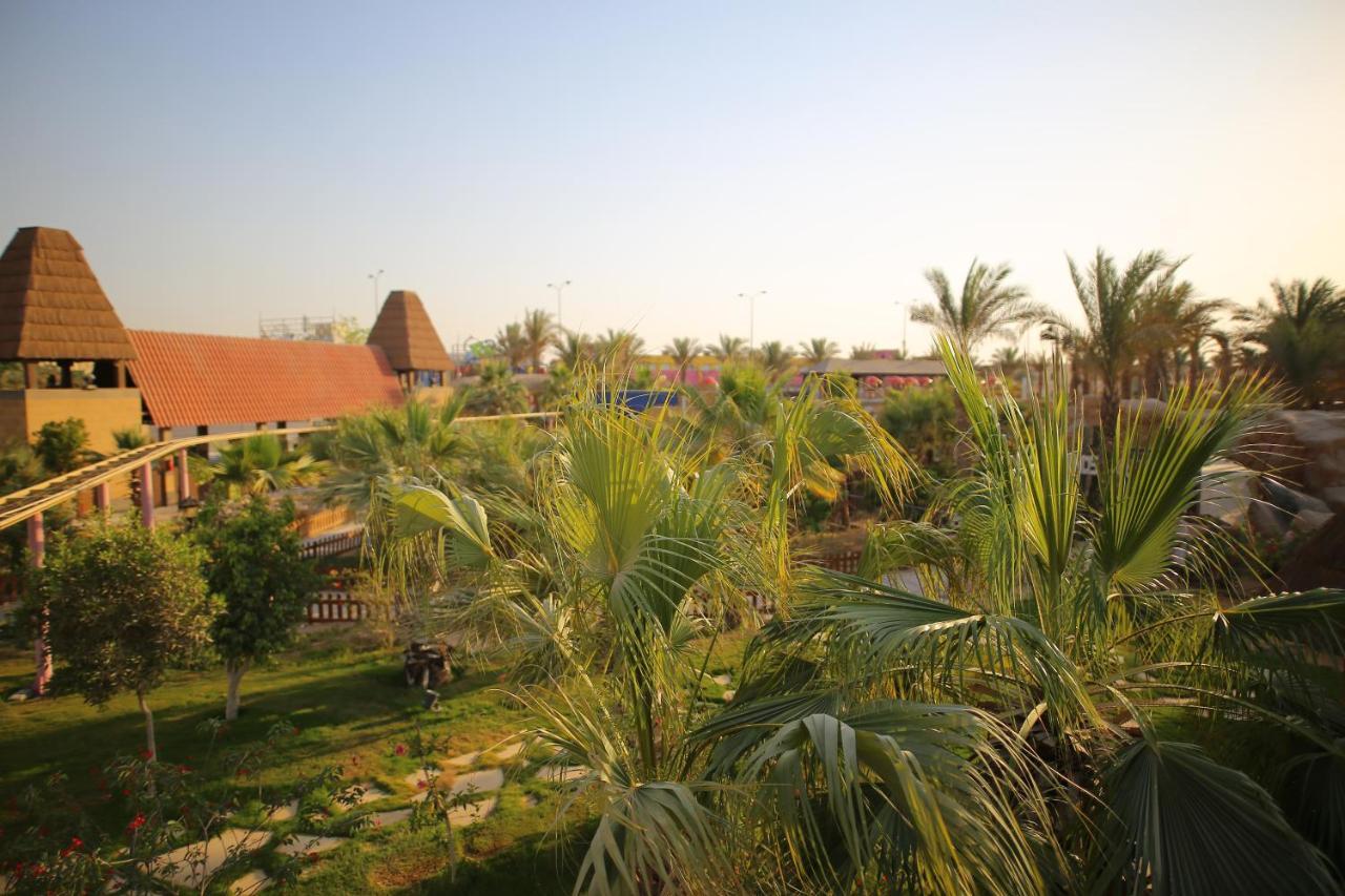 Swiss Inn Teda Hotel & Aqua Park Ain Sukhna Ngoại thất bức ảnh