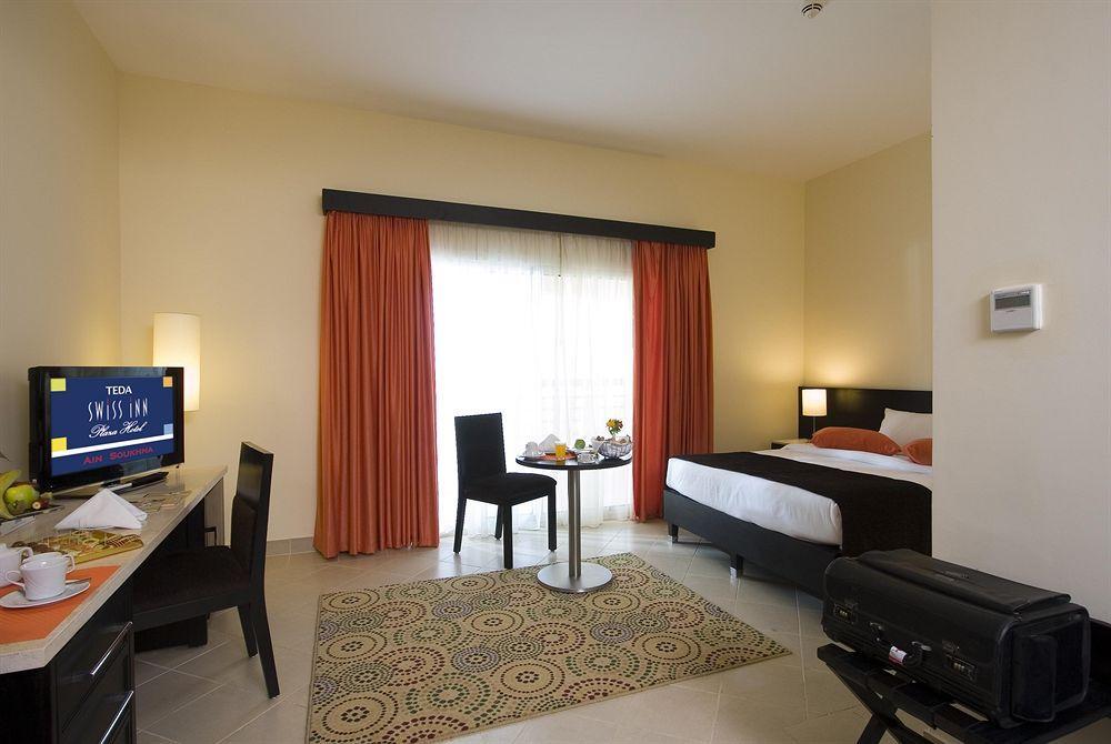 Swiss Inn Teda Hotel & Aqua Park Ain Sukhna Ngoại thất bức ảnh