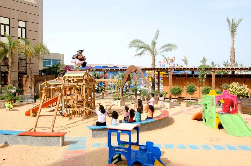 Swiss Inn Teda Hotel & Aqua Park Ain Sukhna Ngoại thất bức ảnh
